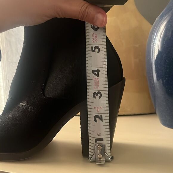 RAG & BONE Axel Chelsea Block Heel Boot Bootie SUEDE SQUARED Sz 5 Retail: $495 - Picture 10 of 10